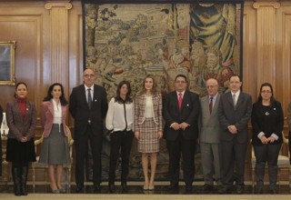 La Princesa Letizia recibe a la ibense Fide Mirón
